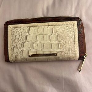 Brahmin Seashell Wallet